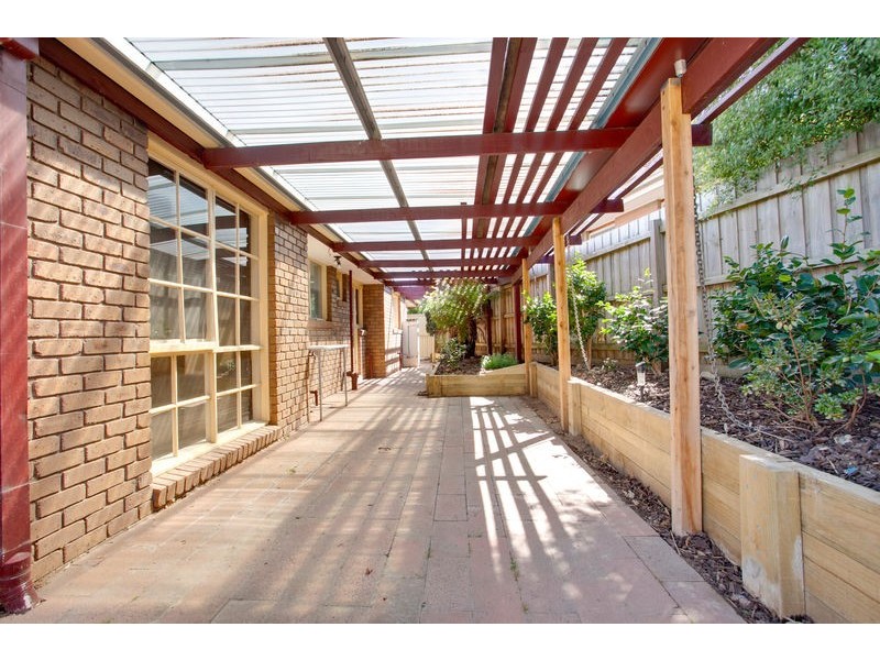 19 Debanne Court, Narre Warren VIC 3805