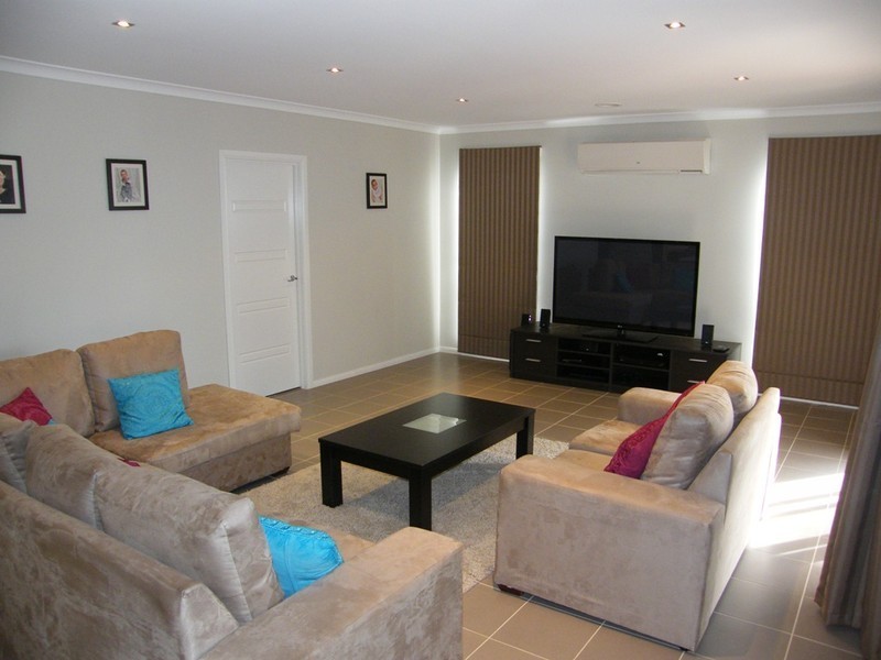 27 Stanhope Avenue, Berwick VIC 3806