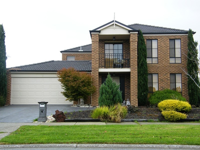 36 Moondarra Drive, Berwick VIC 3806