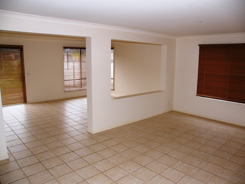 36 Moondarra Drive, Berwick VIC 3806