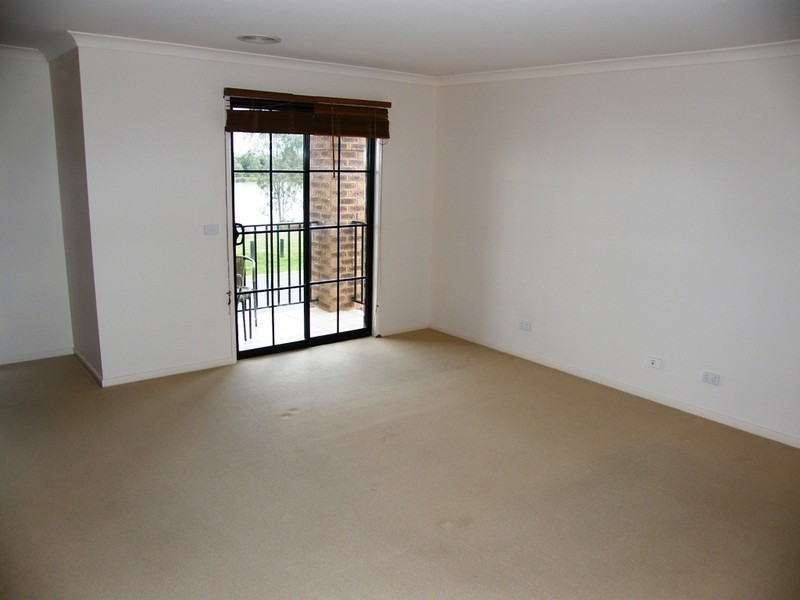 36 Moondarra Drive, Berwick VIC 3806