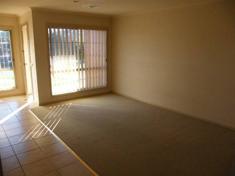 25 Catherine Place, Pakenham VIC 3810