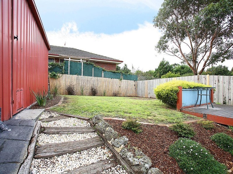 6 Tilba Court, Berwick VIC 3806