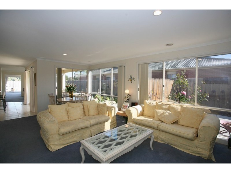 31 Tantallon Blvd, Beaconsfield VIC 3807