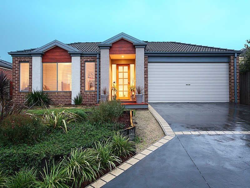 7  Paxton Close, Berwick VIC 3806