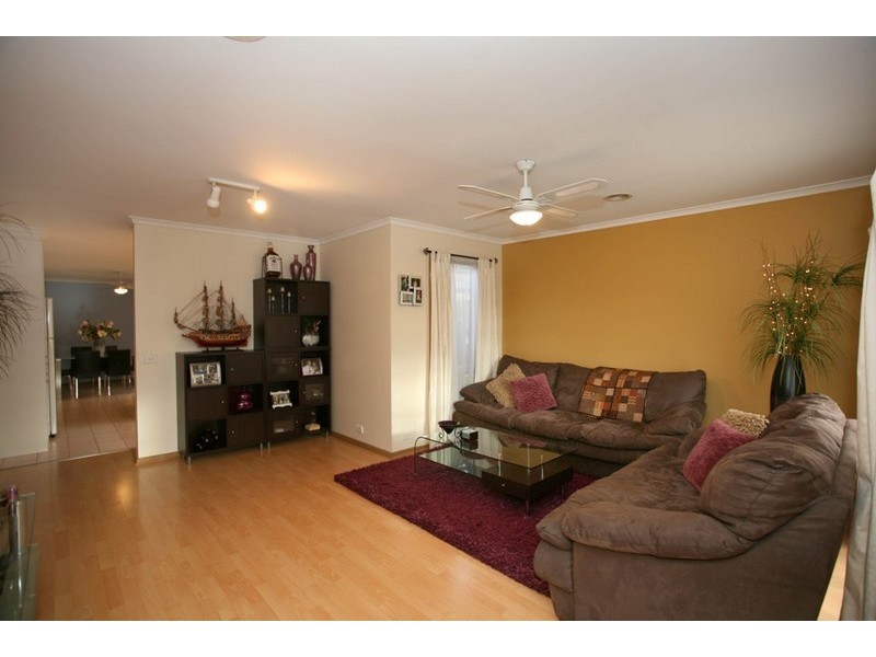 25 Coolong Avenue, Berwick VIC 3806