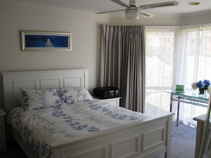 12 Redwood Ave, Hampton Park VIC 3976