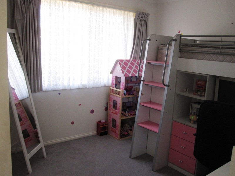 12 Redwood Ave, Hampton Park VIC 3976