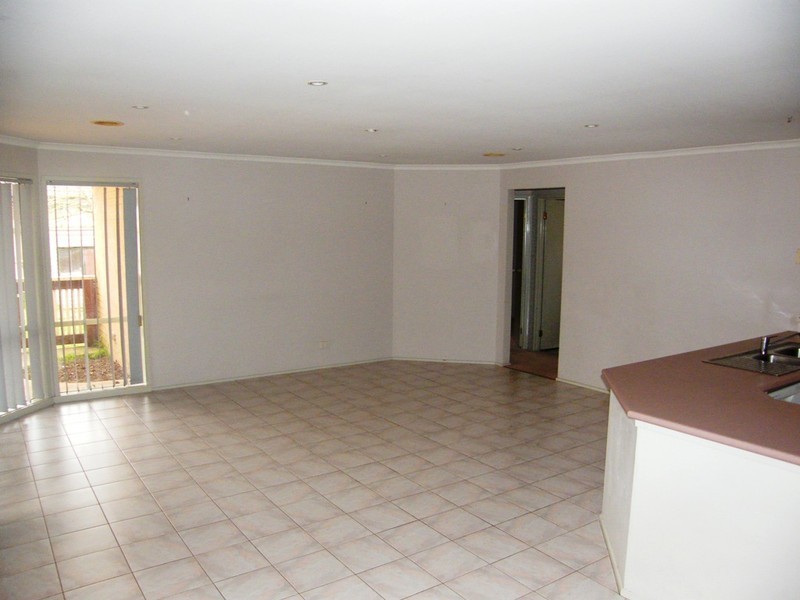 2 Stephanie Close, Berwick VIC 3806