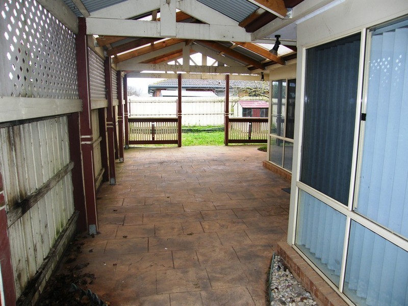 2 Stephanie Close, Berwick VIC 3806