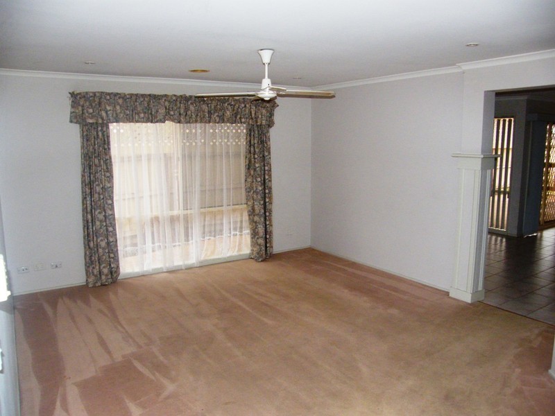 2 Stephanie Close, Berwick VIC 3806