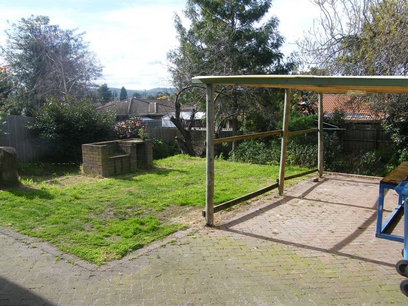 19 Hillside Avenue, Dandenong North VIC 3175