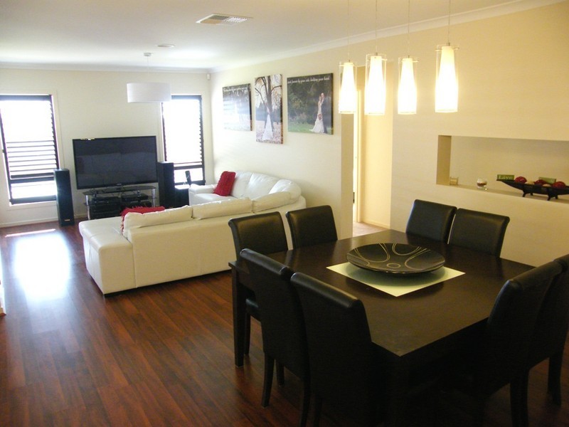 63 Charlbury Crescent, Cranbourne North VIC 3977