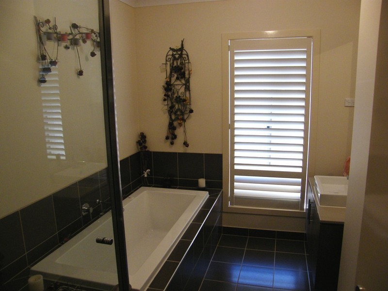 63 Charlbury Crescent, Cranbourne North VIC 3977