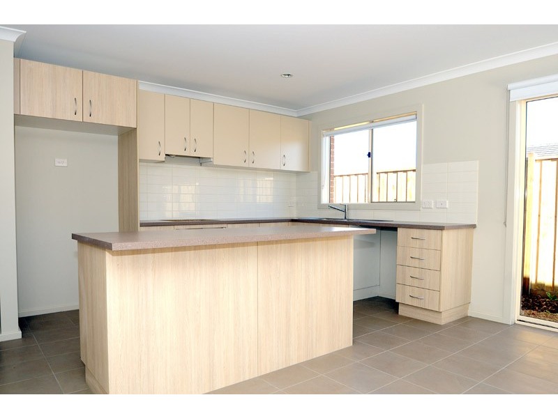 9 Cranbrook Circuit, Officer VIC 3809