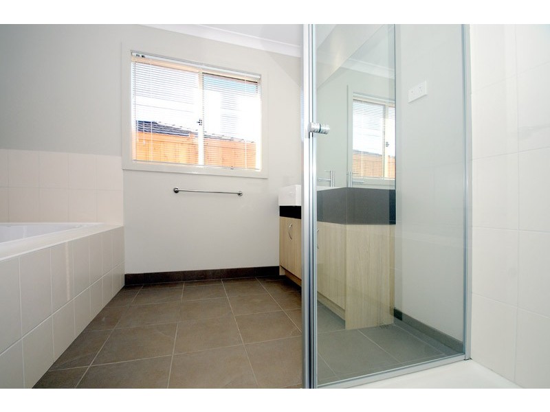 9 Cranbrook Circuit, Officer VIC 3809