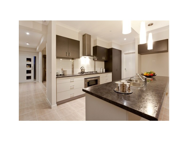 13 Arena Parade, Officer VIC 3809