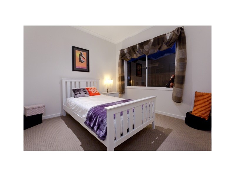 13 Arena Parade, Officer VIC 3809