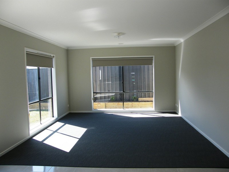 82 Mackillop Way, Clyde North VIC 3978