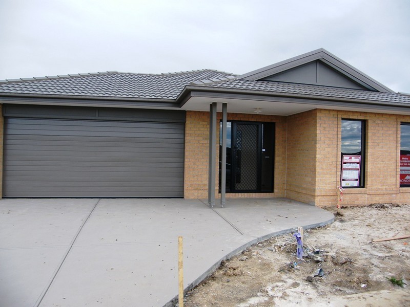 3/ Lot 123 Buckskin Drive, Cranbourne East VIC 3977