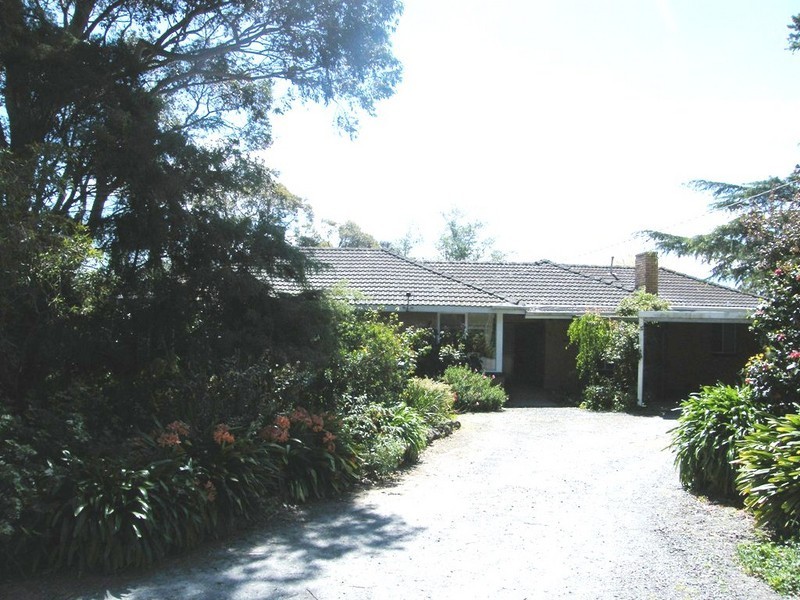 225 Belgrave Hallam Road, Narre Warren North VIC 3804