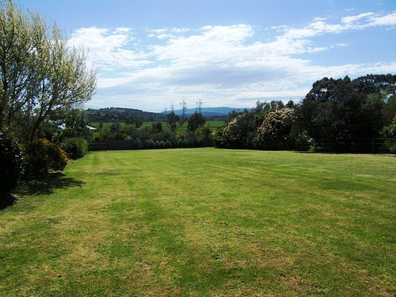 225 Belgrave Hallam Road, Narre Warren North VIC 3804