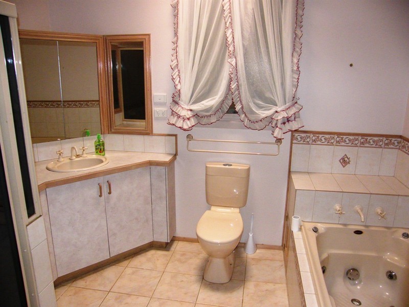 225 Belgrave Hallam Road, Narre Warren North VIC 3804