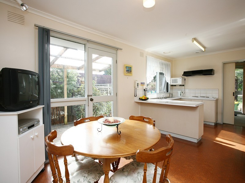 9 Young Street, Beaconsfield Upper VIC 3808