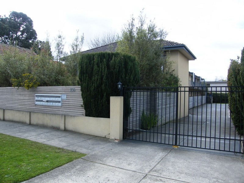 8/108 Murrumbeena Road, Murrumbeena VIC 3163