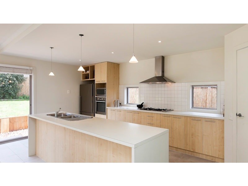26 Bridgewater Blvd, Berwick VIC 3806