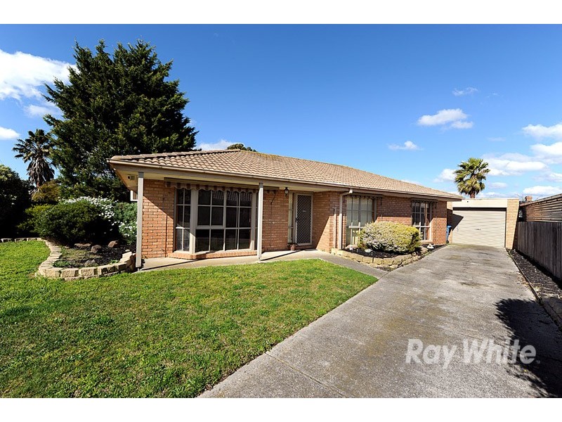 13  Phelan Drive, Cranbourne North VIC 3977