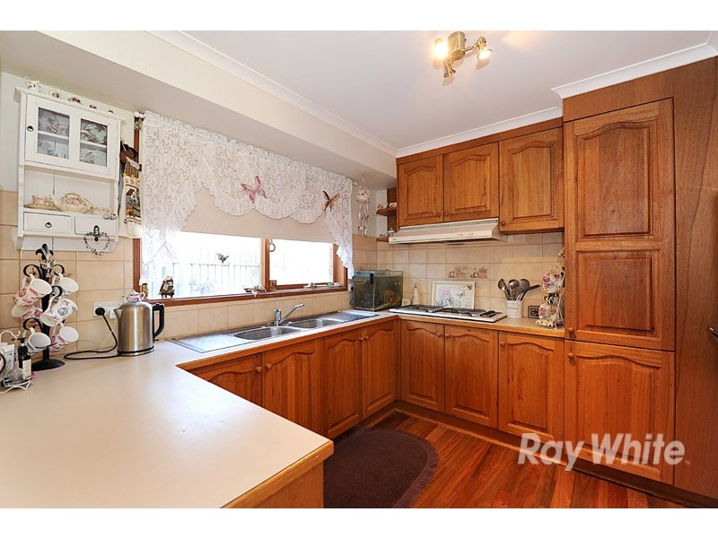 13  Phelan Drive, Cranbourne North VIC 3977