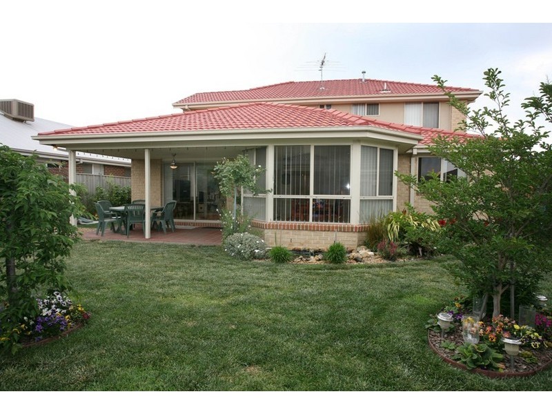 10 Sunflower Place, Berwick VIC 3806
