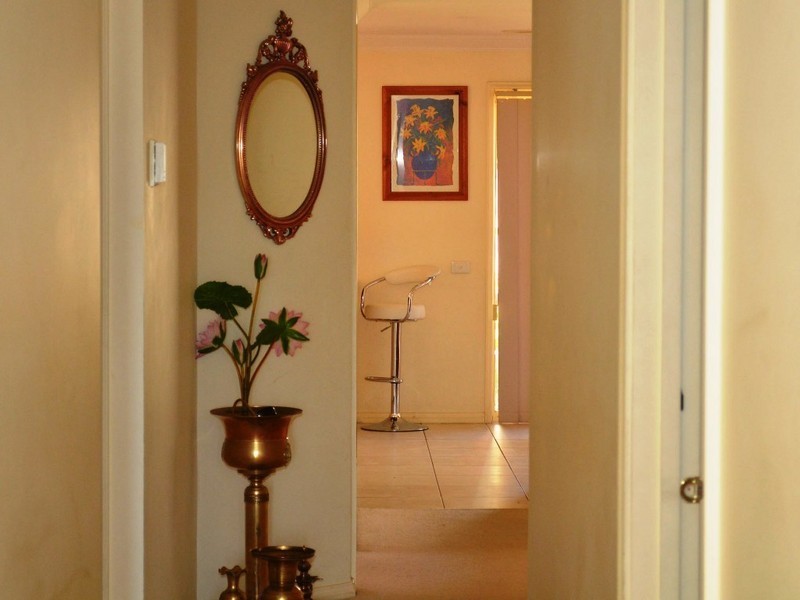 10 Kimbarra Dve, Berwick VIC 3806
