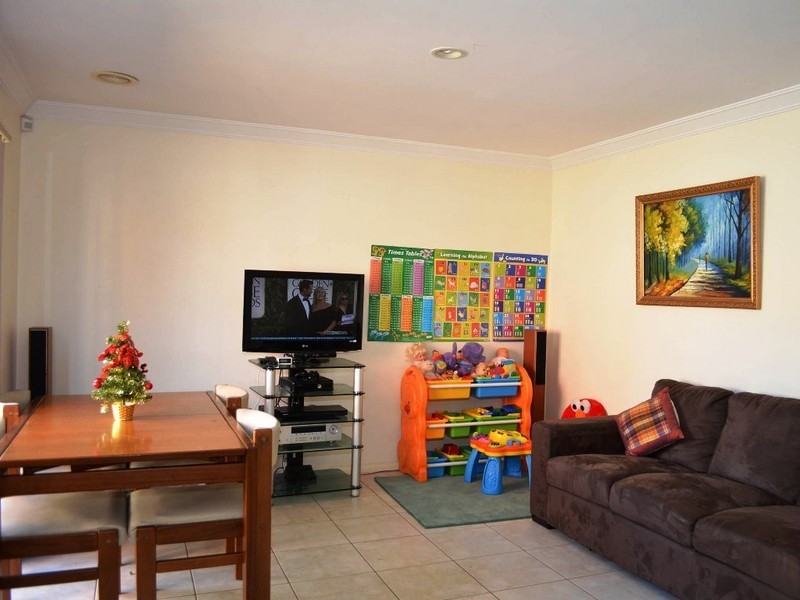10 Kimbarra Dve, Berwick VIC 3806