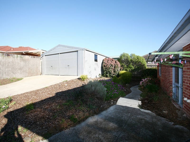 28 Jacksons Road, Narre Warren VIC 3805