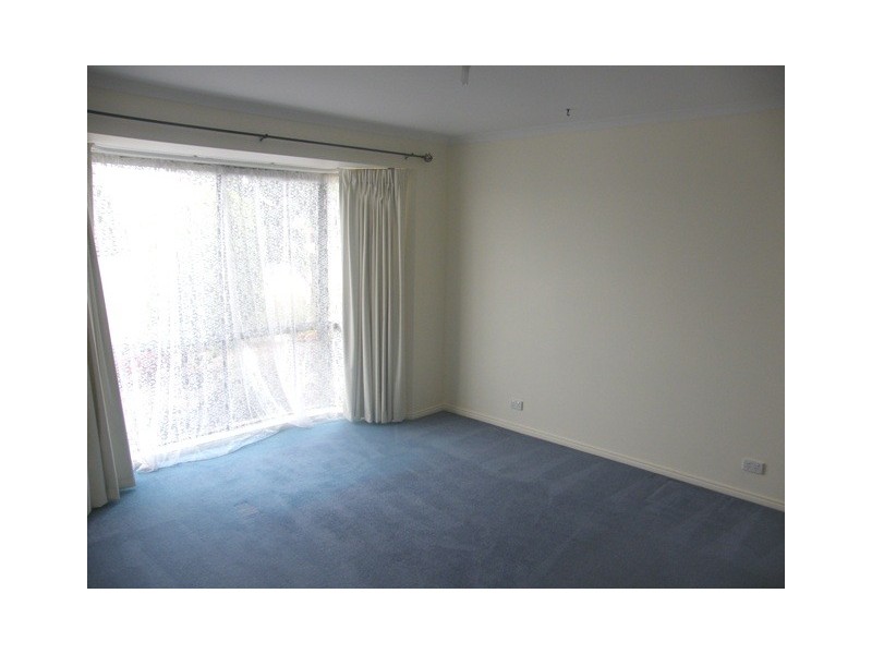 3 Gwendoline Dve, Berwick VIC 3806