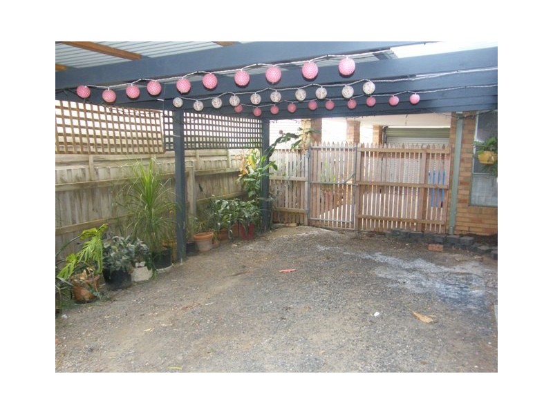 3 Gwendoline Dve, Berwick VIC 3806