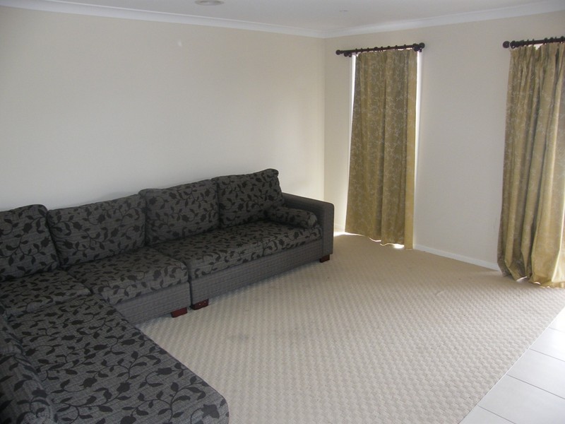 74 Golf Links Road, Berwick VIC 3806