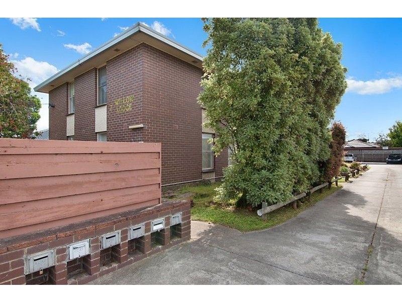 4/7 Petrie Street, Frankston VIC 3199