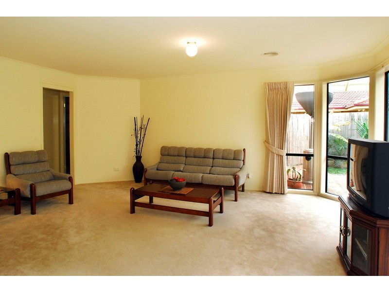 10 Newhaven Drive, Berwick VIC 3806