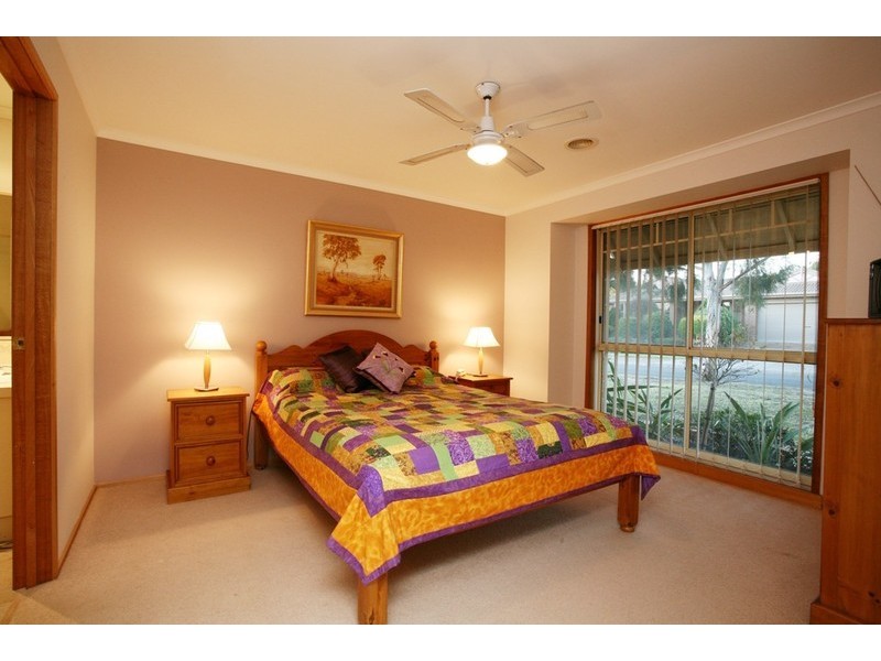 27  Warrawong Drive, Berwick VIC 3806