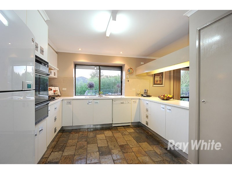 4 Laurus Court, Narre Warren VIC 3805