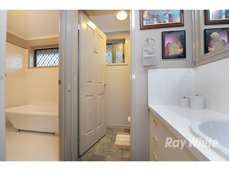 4 Laurus Court, Narre Warren VIC 3805