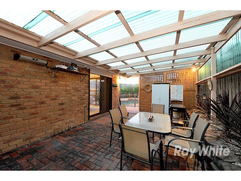 4 Laurus Court, Narre Warren VIC 3805