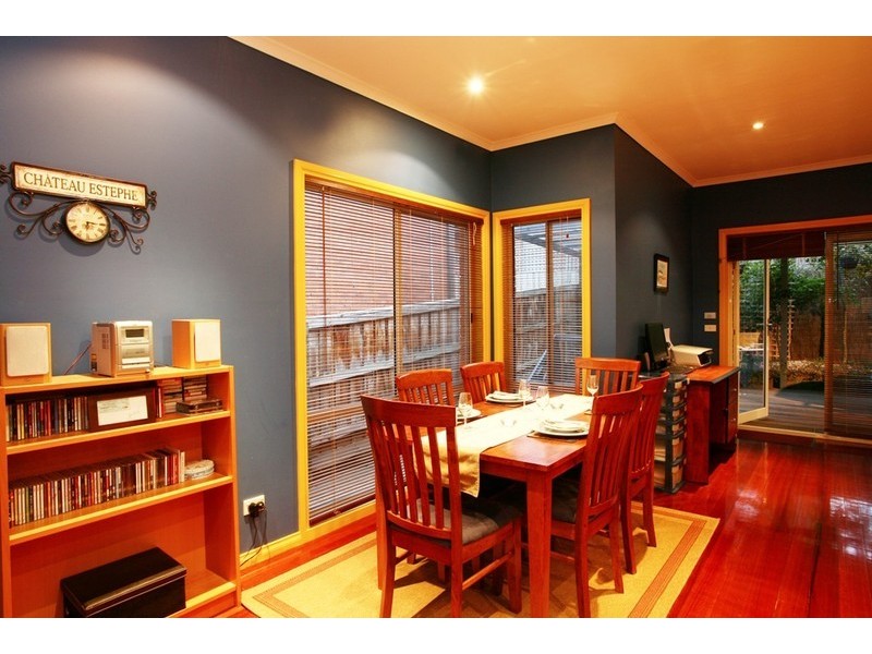 3/10 Royston Avenue, Berwick VIC 3806