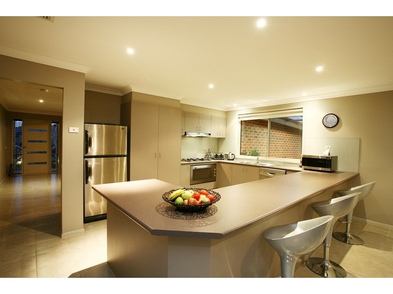 14 Sunflower Place, Berwick VIC 3806