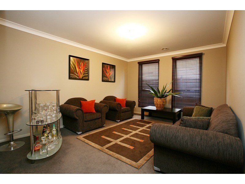 14 Sunflower Place, Berwick VIC 3806