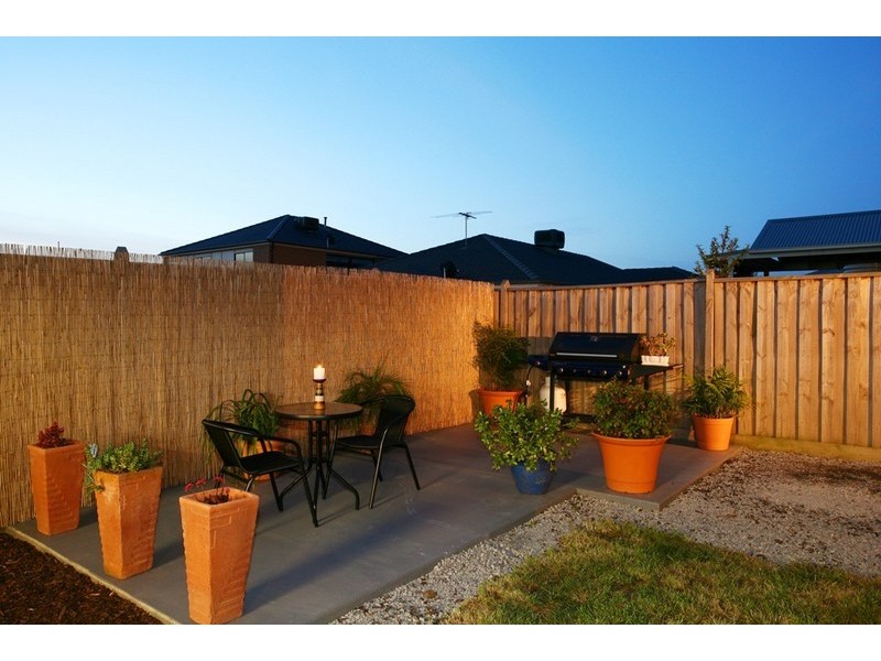 14 Sunflower Place, Berwick VIC 3806