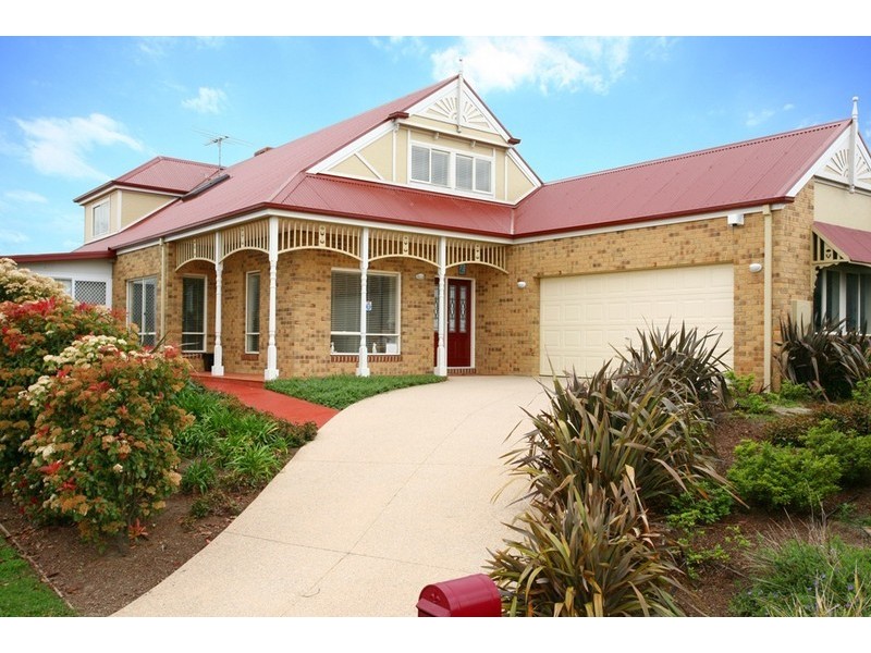 5 Rosemary Court, Berwick VIC 3806